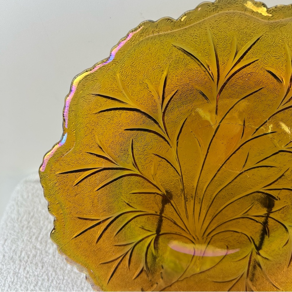 VTG Carnival Indiana Glass Tree Of Life Iridescent 10” Scallop Serving Plate - Picture 3 of 10